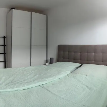 Apartment Mause *